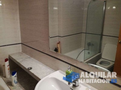 Buscamos compañero o compañera de piso en Cerdanyola del Valles