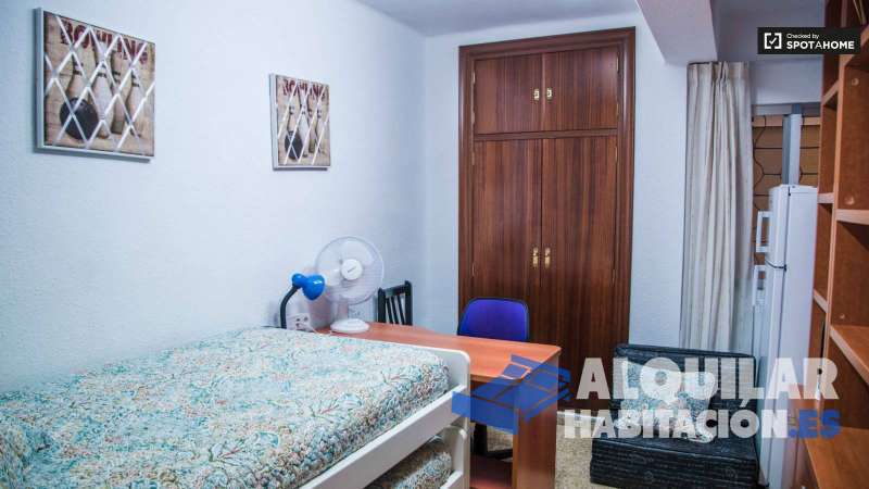 Foto identificativa nº 243 para el anuncio R-35