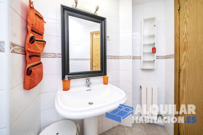 Foto identificativa nº 1654 para el anuncio R-228