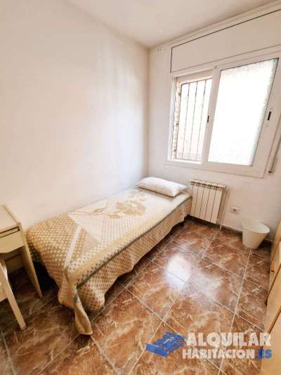 Habitación perfectamente adaptada para estudiante y/o trabajador cerca de la UAB