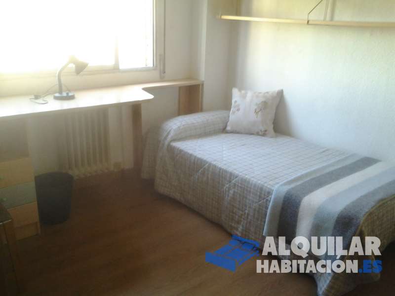 Foto identificativa nº 4207 para el anuncio R-187